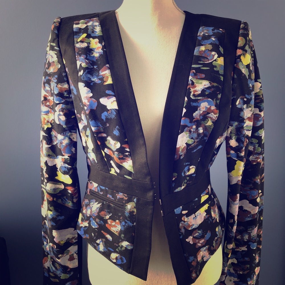 BCBG Floral print blazer/jacket